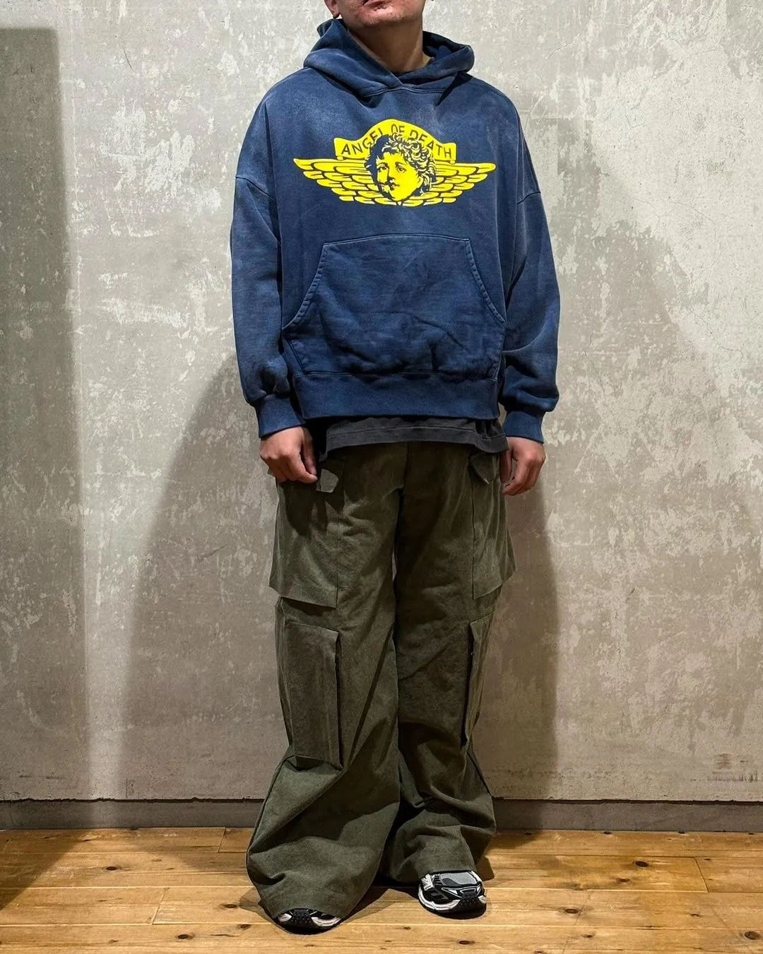 SAINT M×××××× ANGEL HOODIE/NAVY Angel Reborn Blue Hoodie Washed Blue S-XL Assute Garment Dyeing Full Clothes Water Fading Mud Dyeing Dirty Distress New Vintage Ceiling God Tailoring Original Super Loose Fit Customized Original Accessories God-level Print Restoration